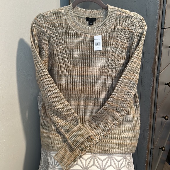 Loft Sweater size Medium - Picture 2 of 6